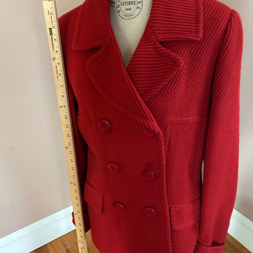 Red Coat - Picture 4 of 8
